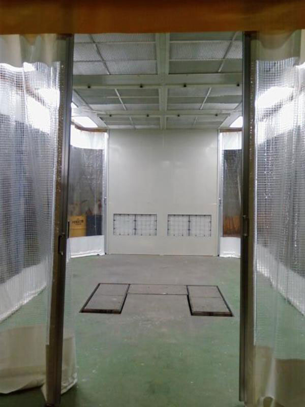 板金工場 天吊ブース